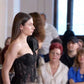 Rochie Noir Éternel – Rochie Couture din Dantelă Neagră cu Corset Reglabil și Aplicație Florală