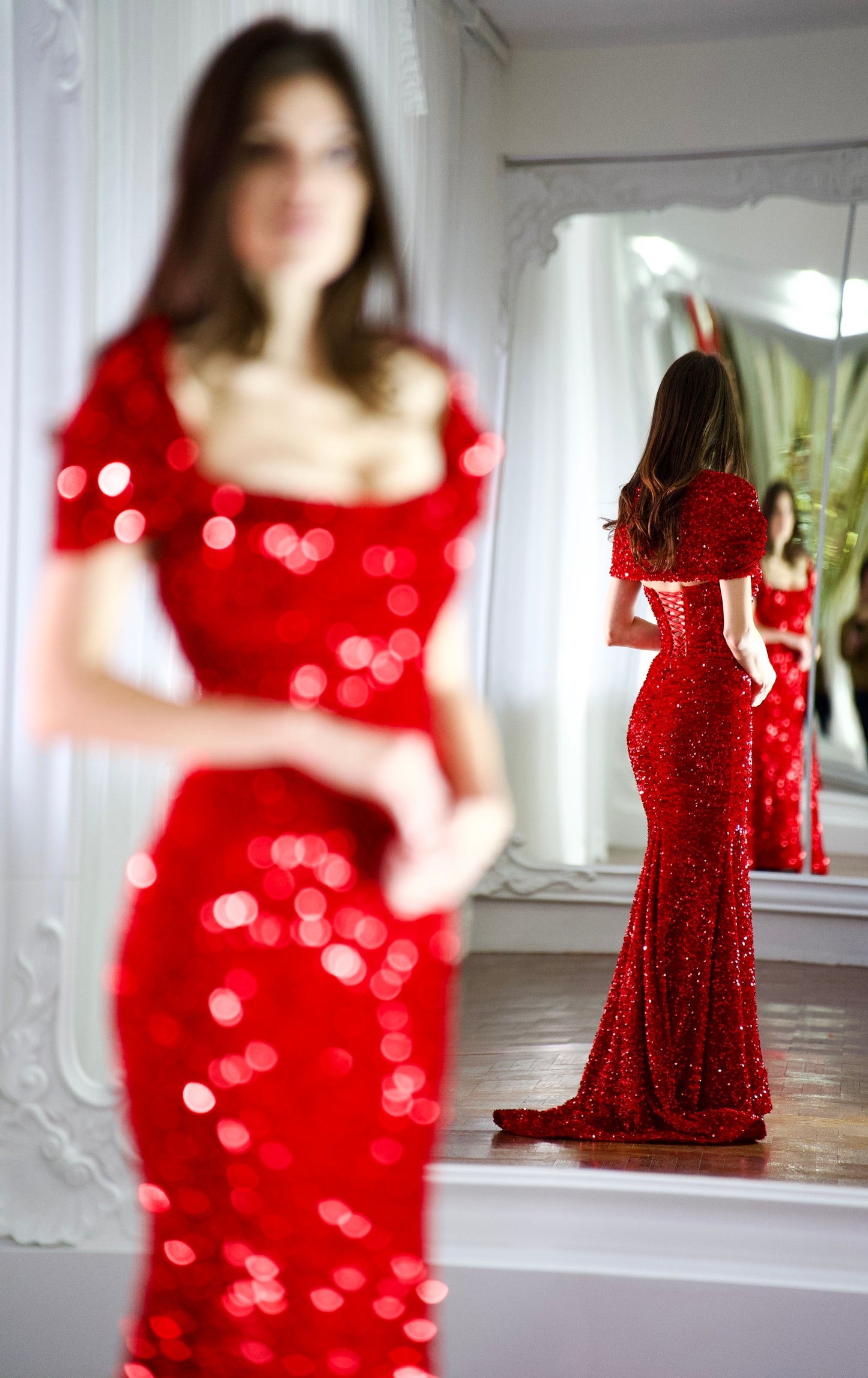 Rochie Scarlet Radiance